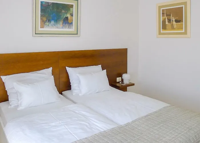 Holiday Home Villa Zlatan By Interhome